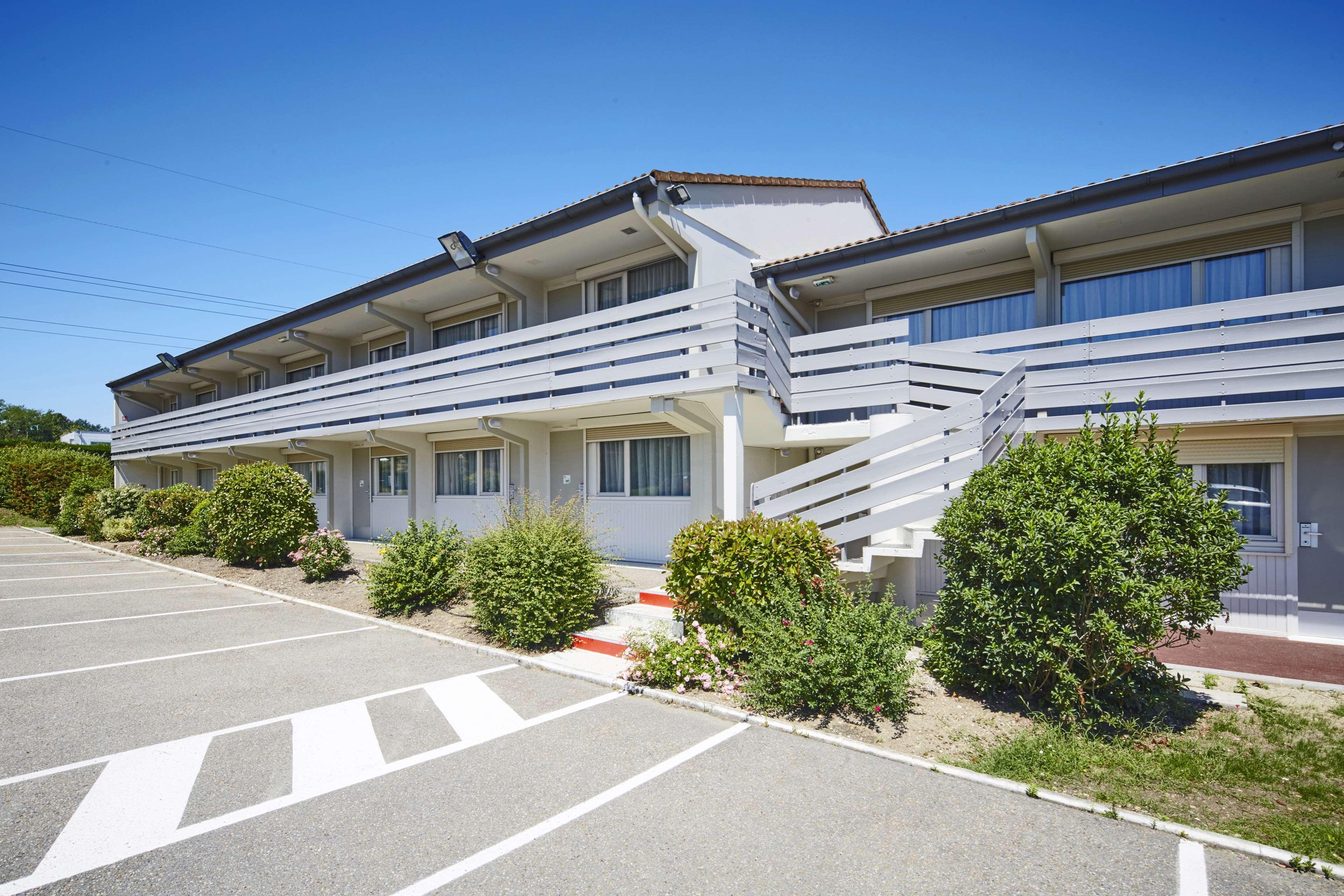 Campanile Bordeaux Est - Artigues Hotel Exterior photo