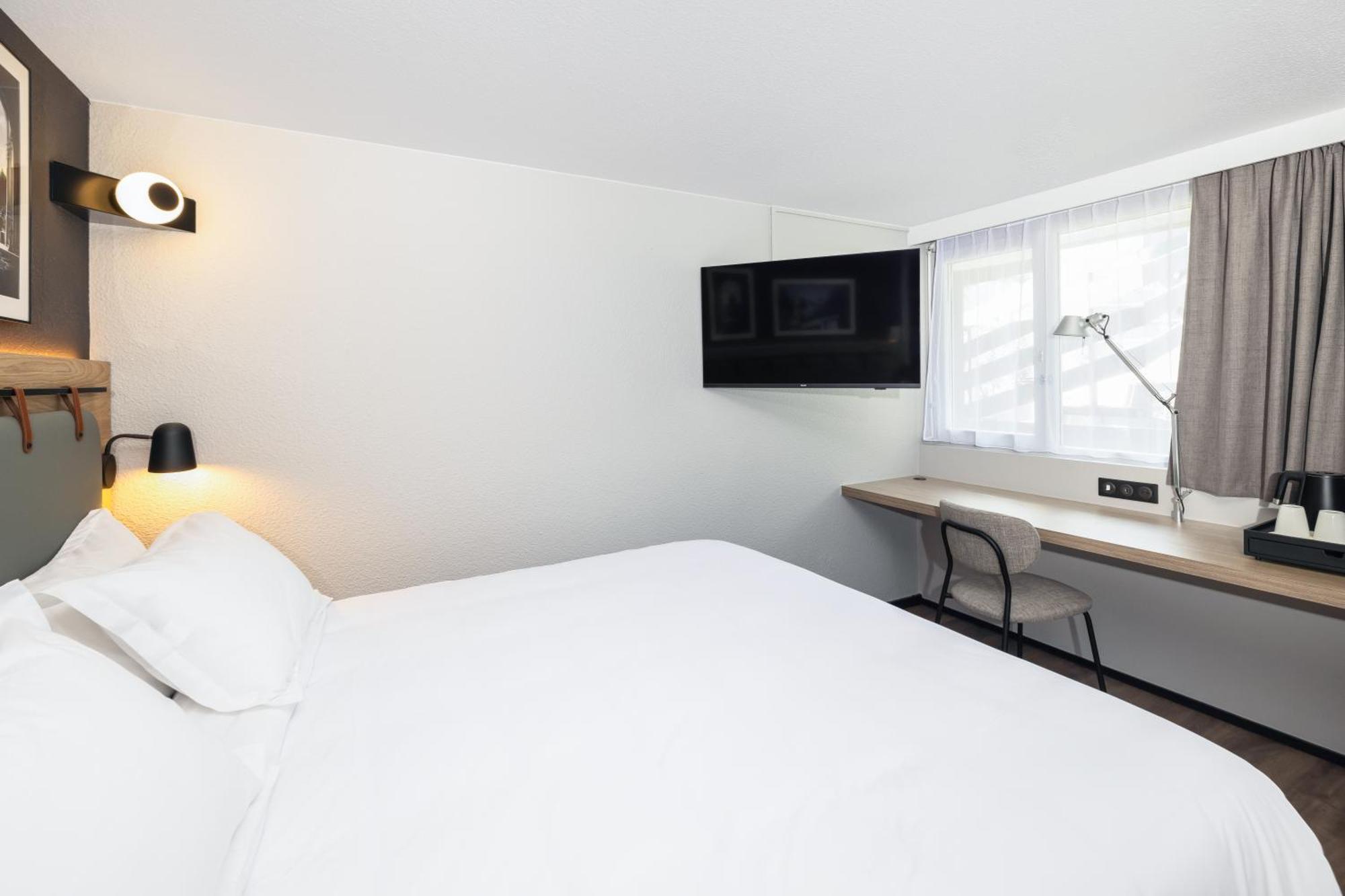 Campanile Bordeaux Est - Artigues Hotel Exterior photo